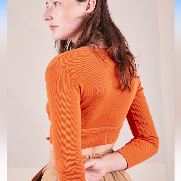 Big Bud Press Wrap Top in Burnt Orange - Picture 4 of 6